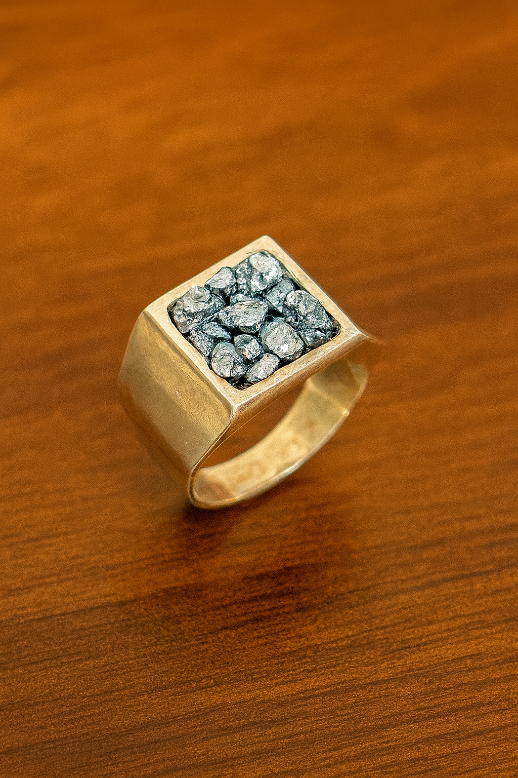 ANILLO ISHI GRIS CENIZA