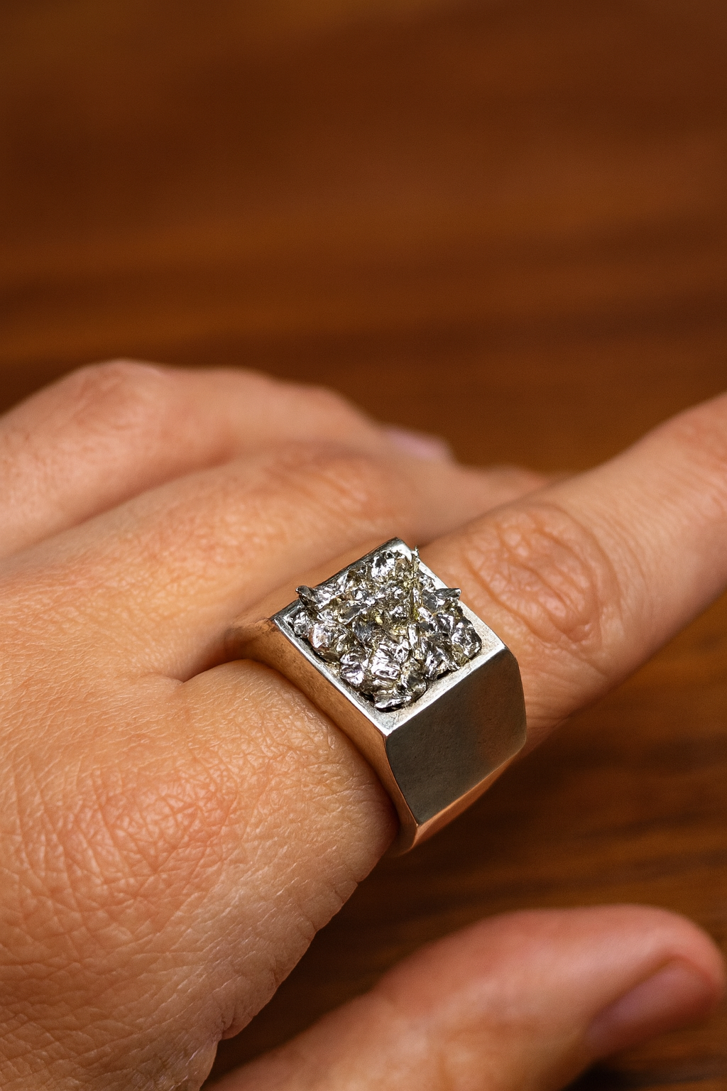 ANILLO ISHI PLATA LUNAR