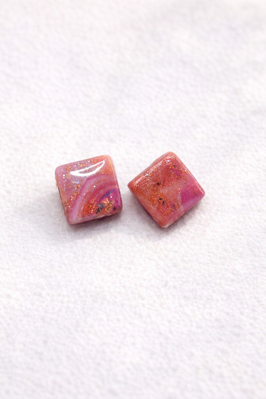 PENDIENTES CUADRADOS 04