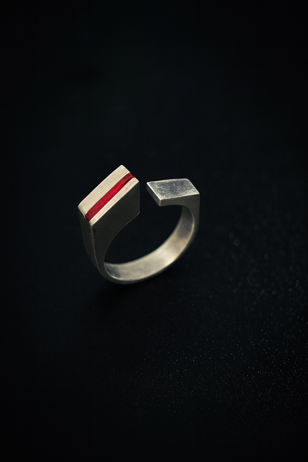 ANILLO NOTCH ROJO