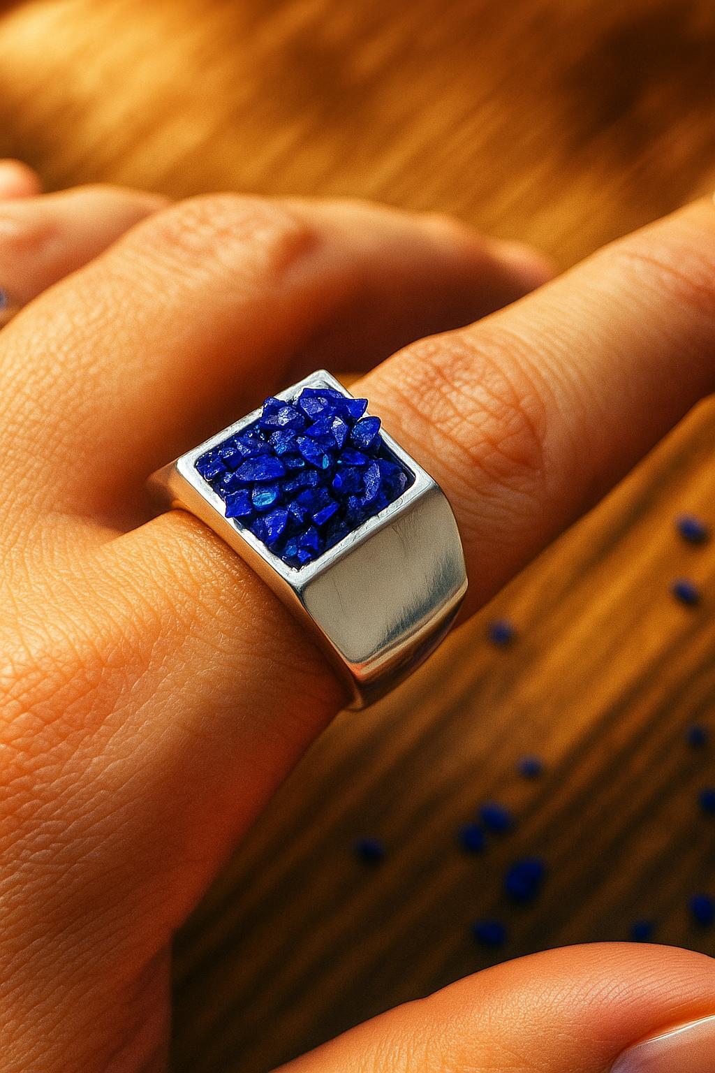 ANILLO ISHI AZUL CIELO PROFUNDO